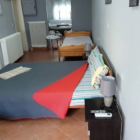 Sakis. بيت ضيافة